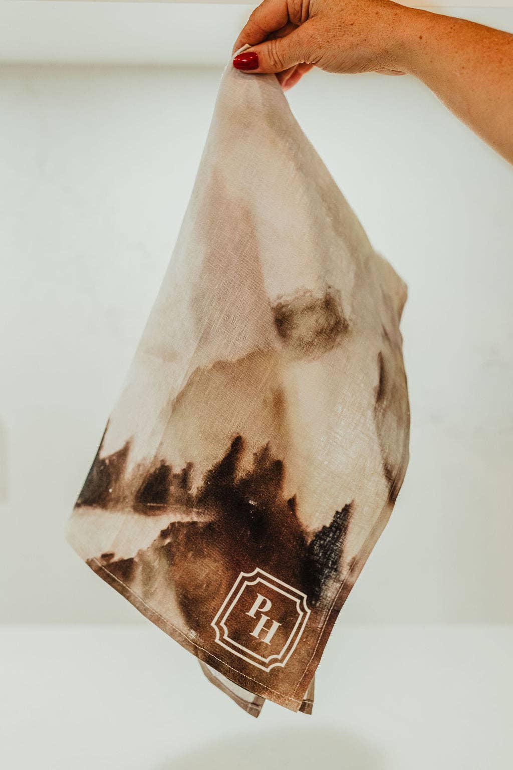 Table + Linen Gift Bundle