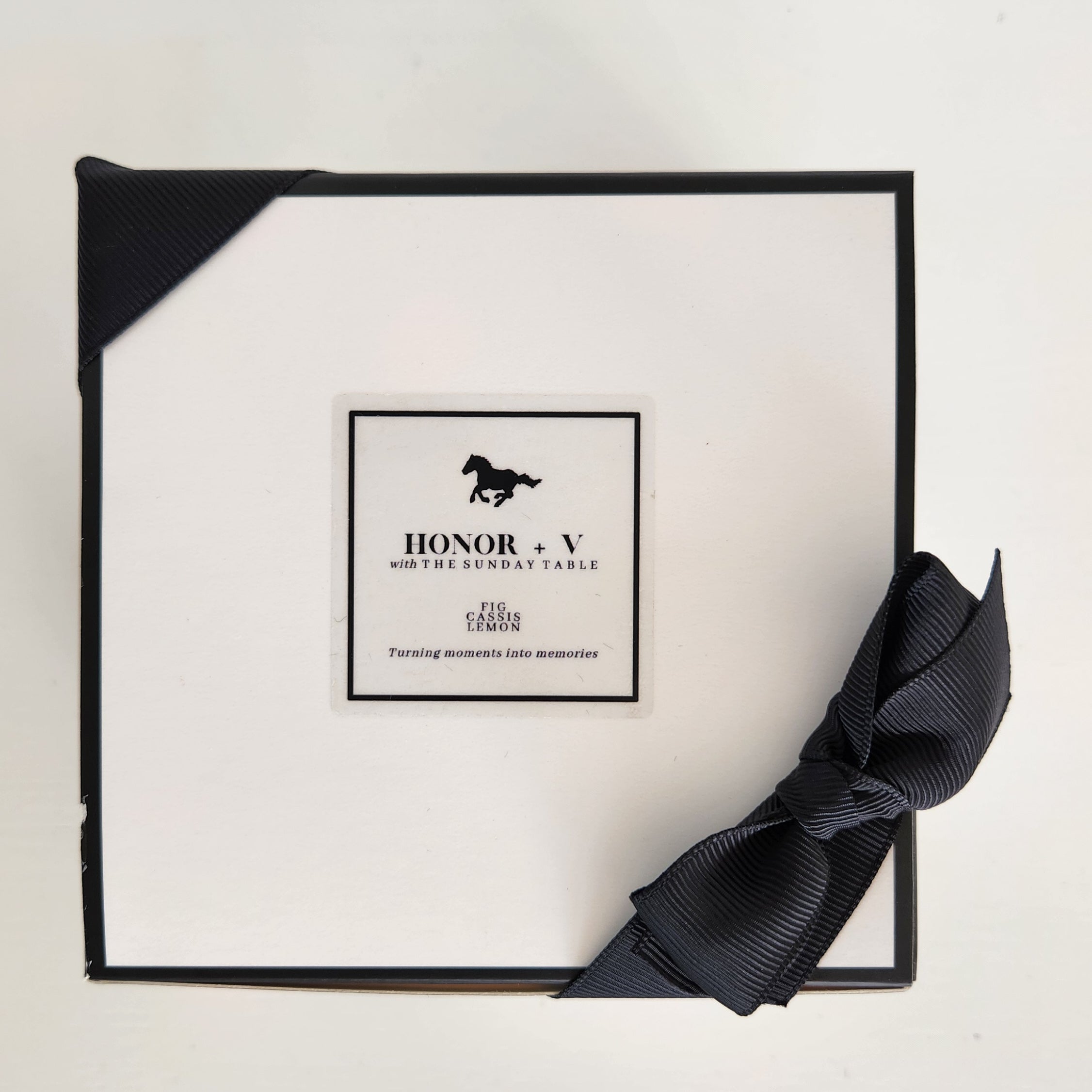 The Table Candle - Premium Fig + Cassis